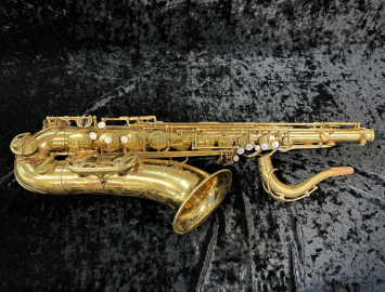 Photo Original Lacquer Selmer Mark VI Tenor Sax at a Great Price - Serial # 216153